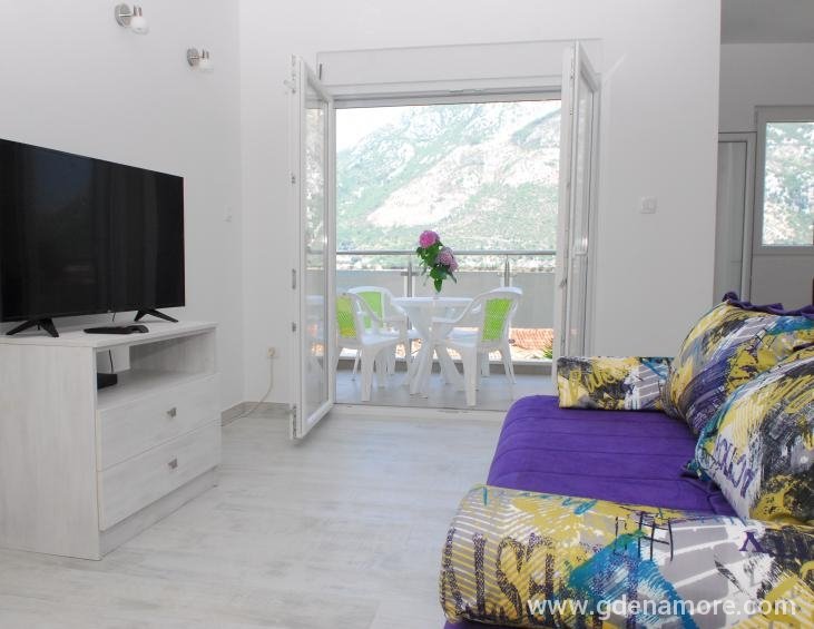Trosobni apartman (dnevni boravak)